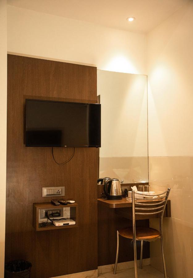 Hotel Monarch Express Near Karnala Sports Academy Panvel,Navi Mumbai Extérieur photo